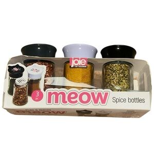 NWT Joie Meow Novelty Cat Glass Spice Bottles Shakers New